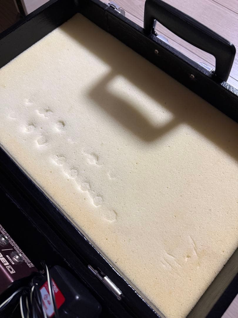 BOSS AD-8アコースティックギターエフェクターハードケース付き