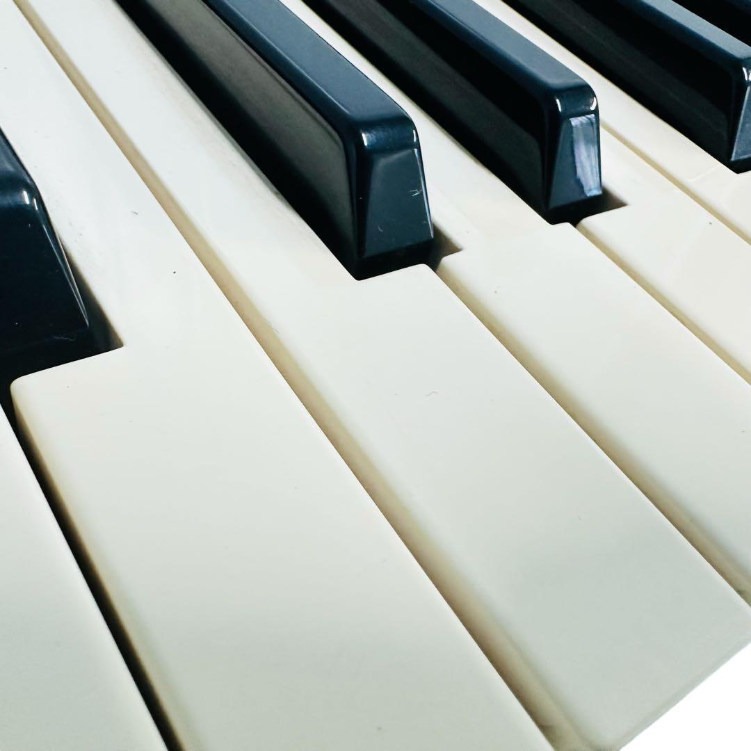 YAMAHA 電子キーボード　PSR-37