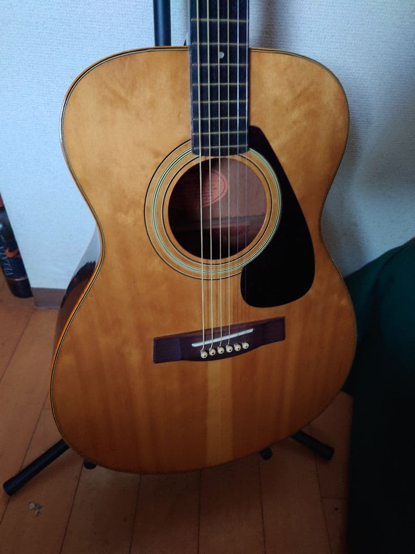 YAMAHA FG-152 赤ラベル　ヤマハギター　激鳴り