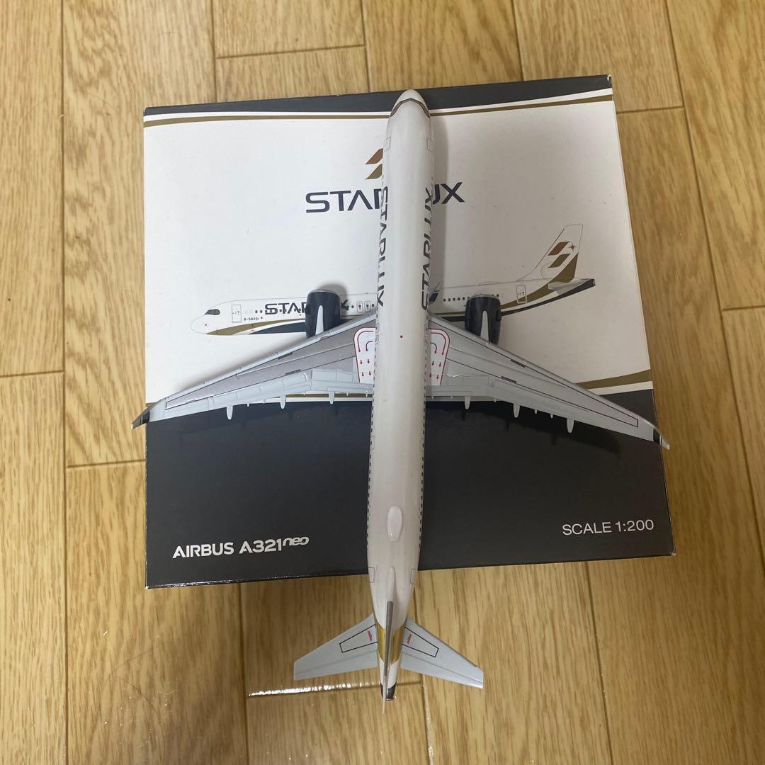 航空機・ヘリコプター STARLUX AIRBUS A321neo 1:200 hogan wings