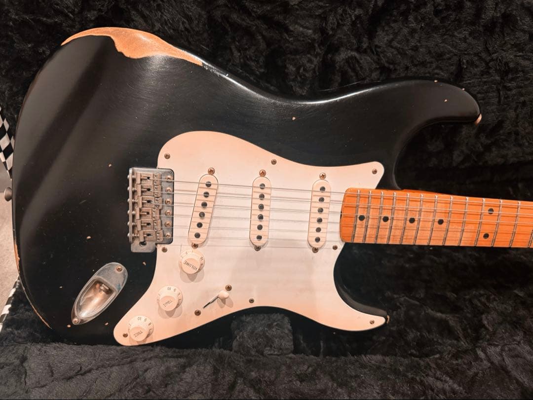 ★最終価格★本日まで★Fender roadworn ストラト　ハードケース付