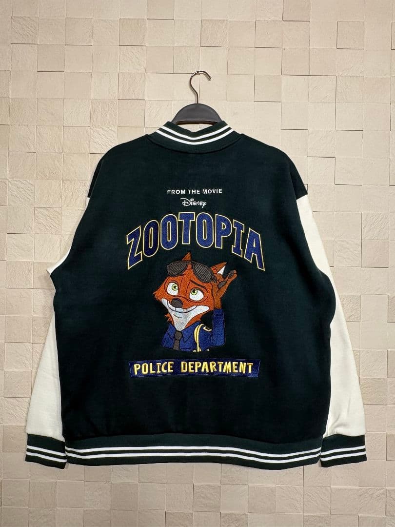 ⭐希少⭐　ディズニー　ズートピア　ニック　スタジャン　5Lサイズ