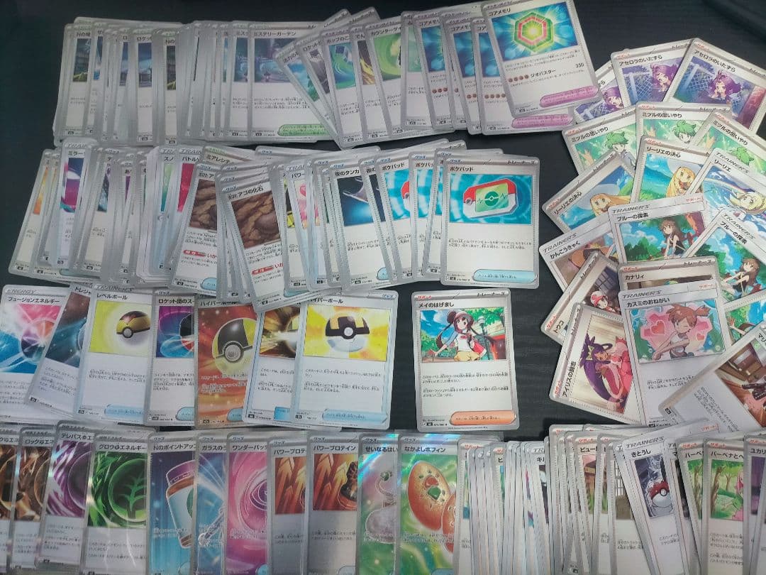ポケモンカード引退品 ピカチュウなど約100枚以上