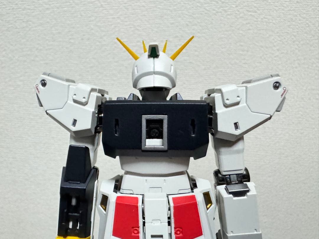 メタルロボット魂 νガンダム（ダブル・フィン・ファンネル装備型）