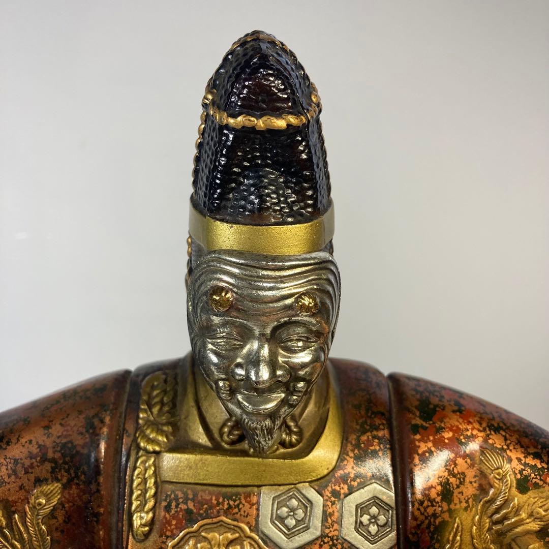 重厚な鋳物　『翁像』