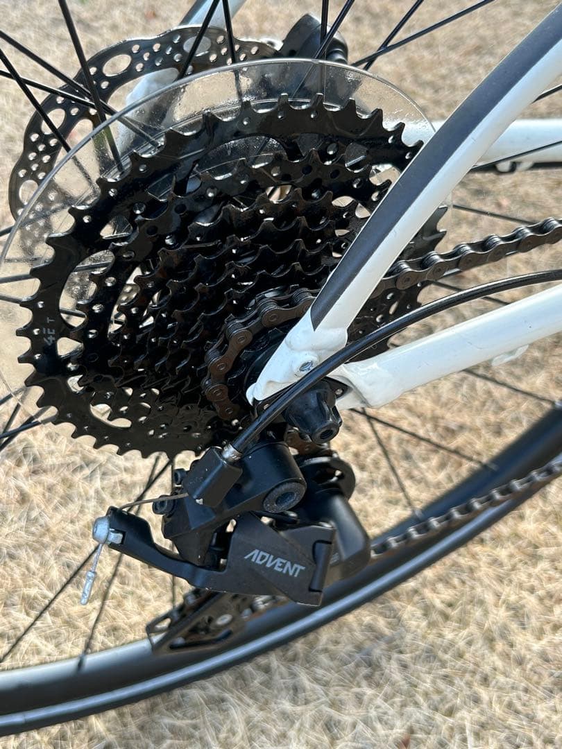 【超美品】CANNONDALE クロスバイク QUICK 4+付属品