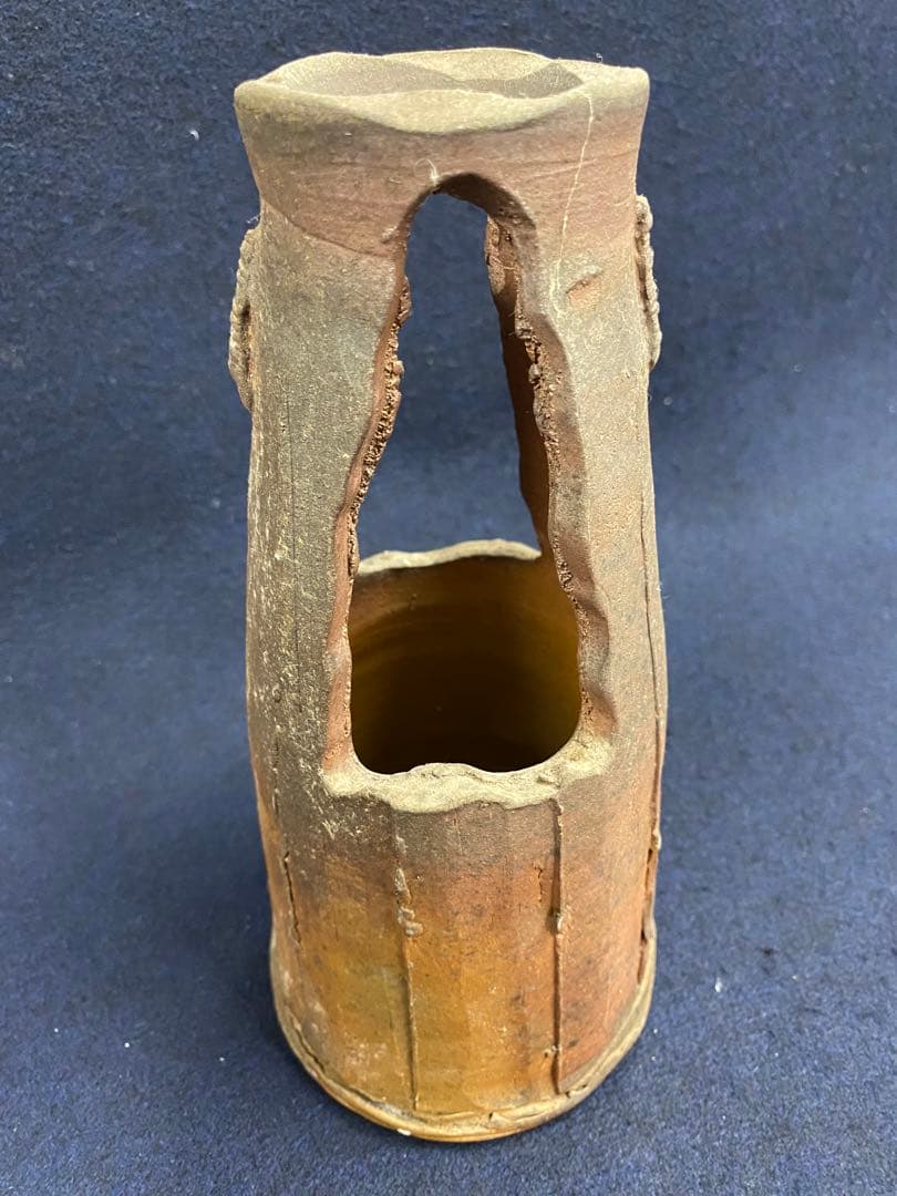 西墻邦雄　備前焼　花器　共箱