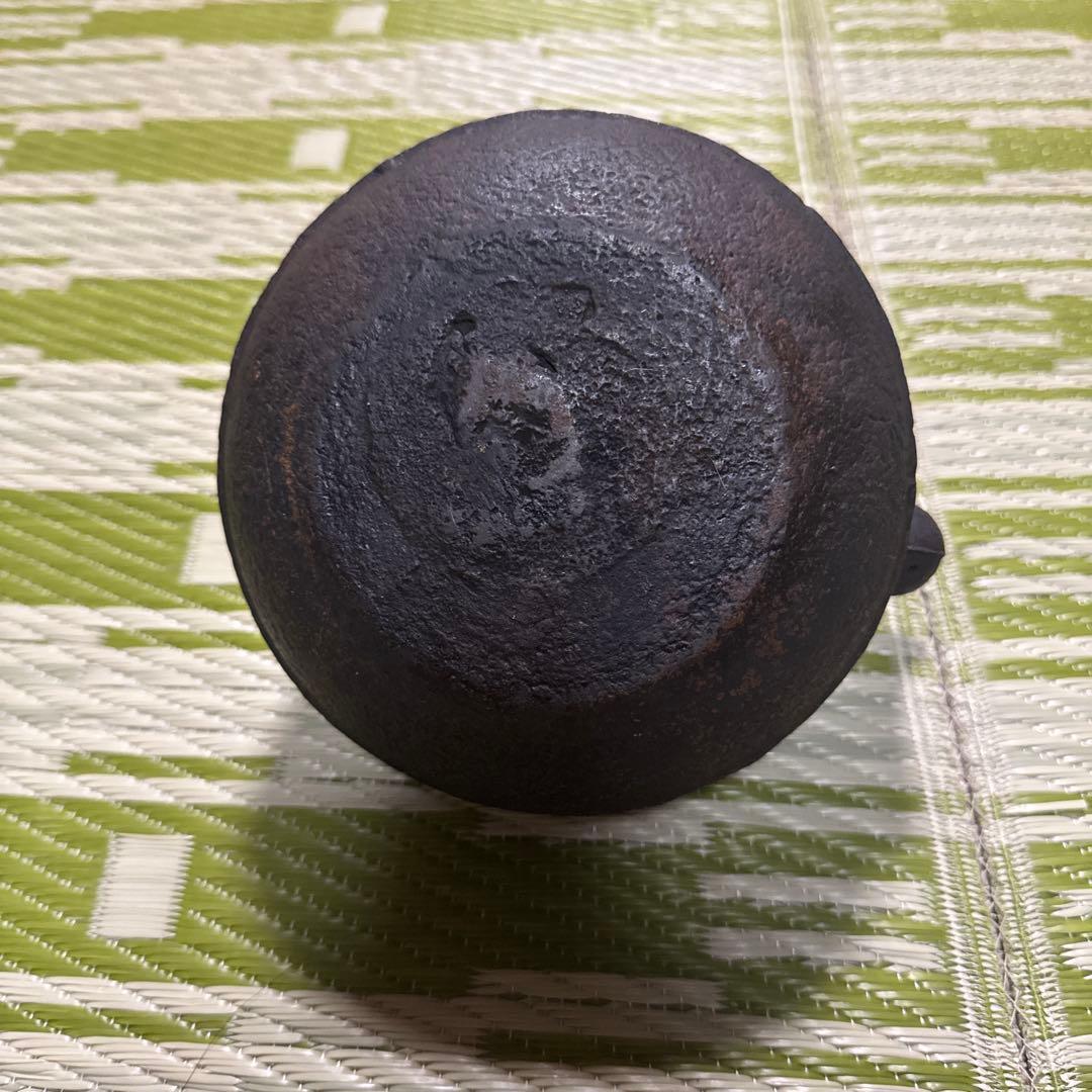 A*3様 鉄製 丸型 鉄瓶 持ち手付き