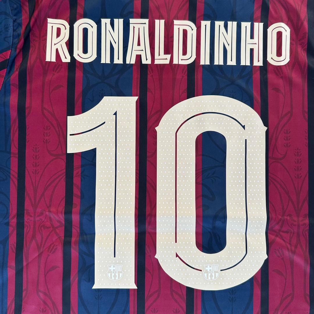 激レア　バルセロナ　125周年　ロナウジーニョ　レトロユニフォーム　タグ付き　L