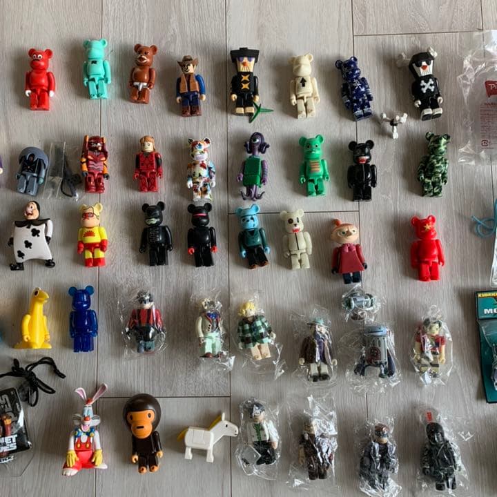 ベアブリック　キューブリック　50体　セット販売