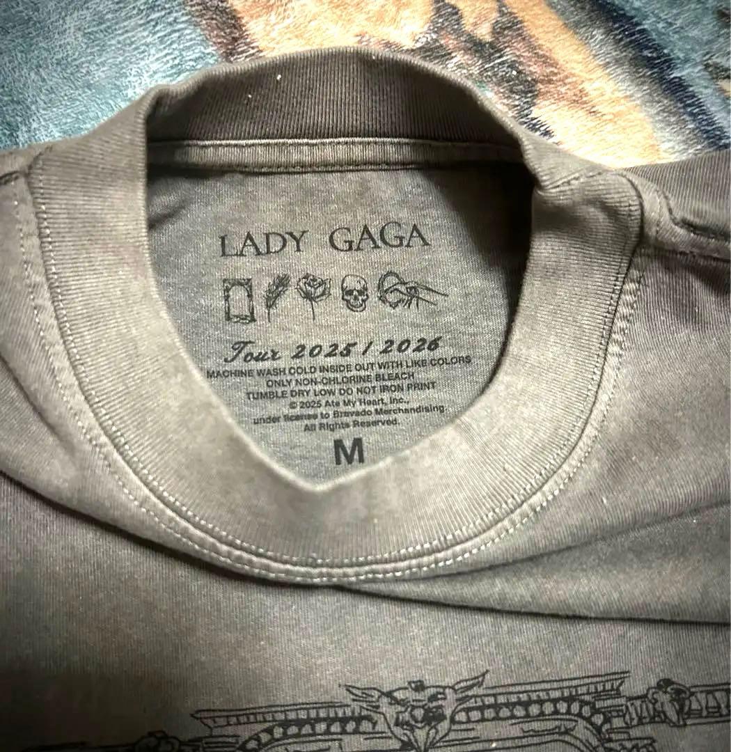 【新品未開封】lady gagaレディーガガ TシャツMAYHEM BALL