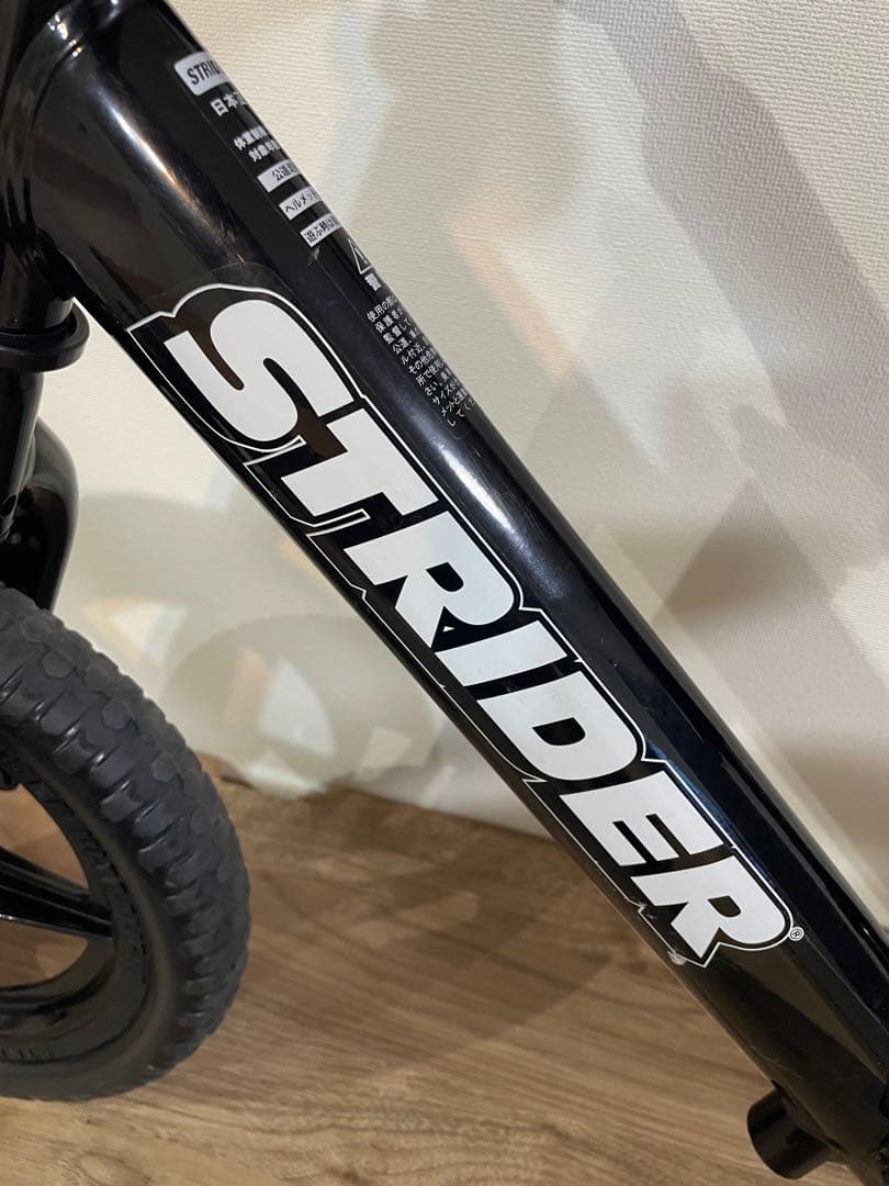 【美品】STRIDER 12インチ ブラック　スポーツモデル　ケース付き