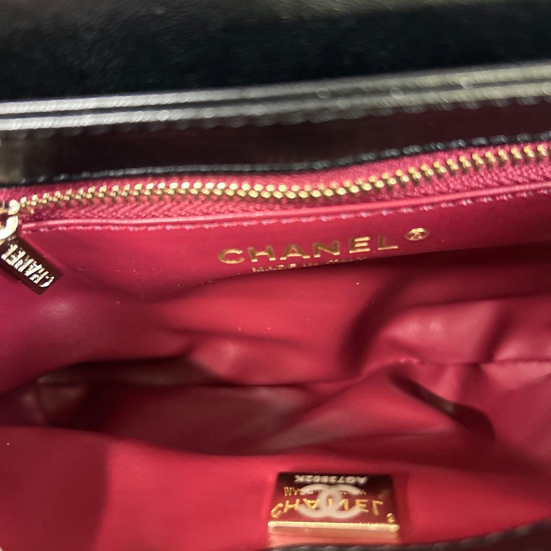 シャネルVIPノベルティ肩掛けショルダー