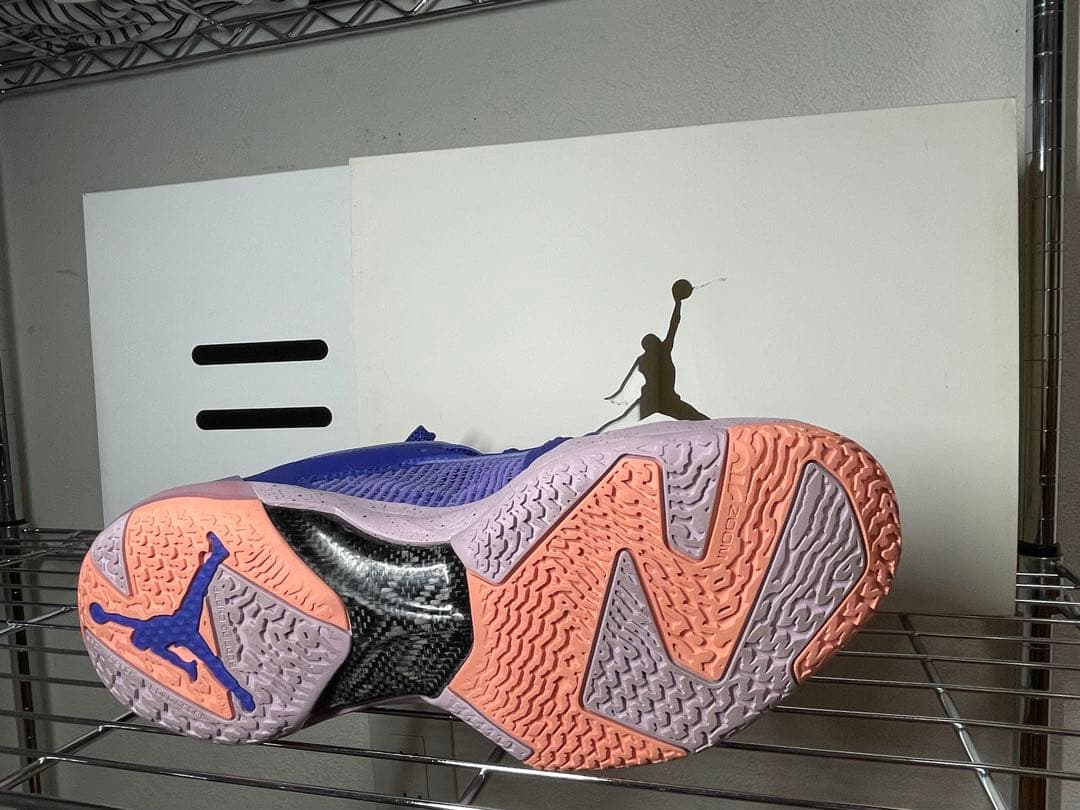 エアジョーダン37ラピス