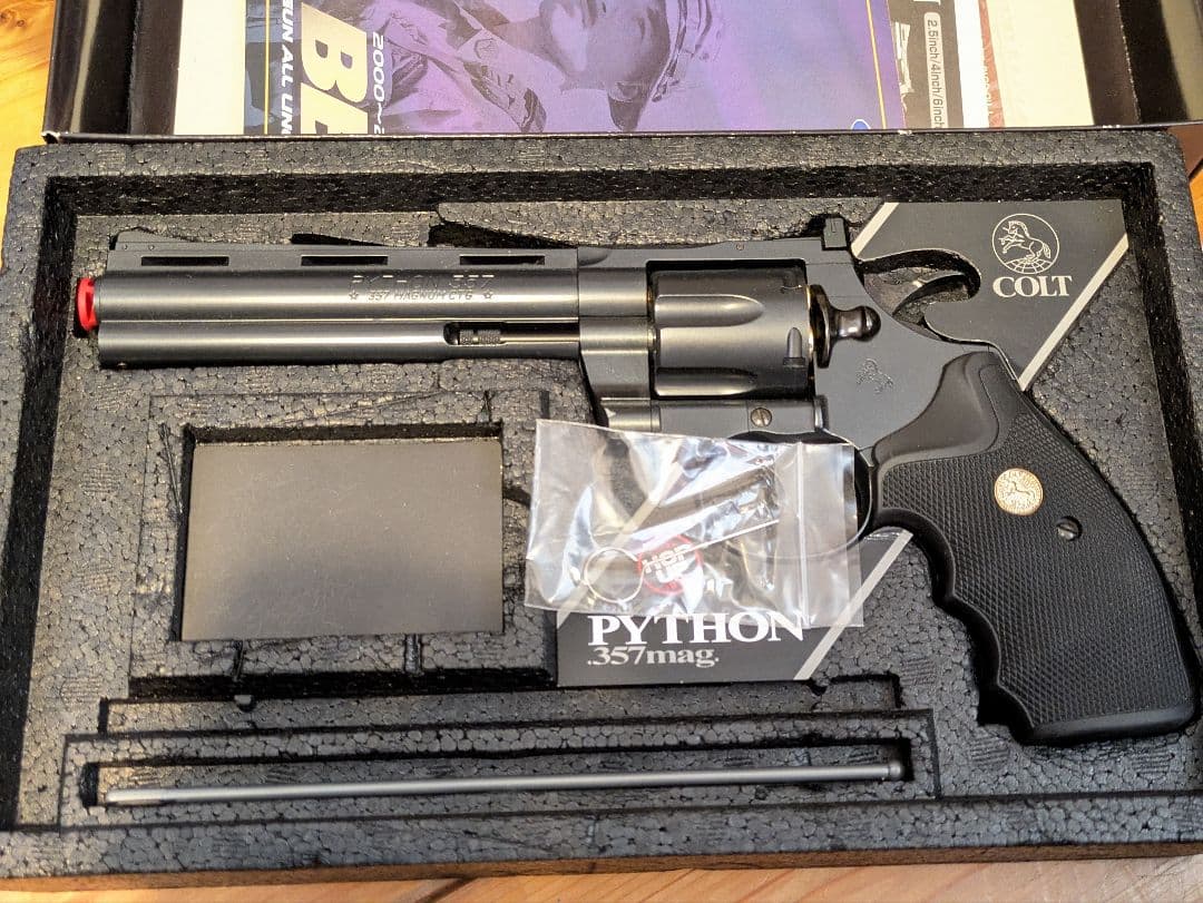 COLT PYTHON 357/mag リボルバー