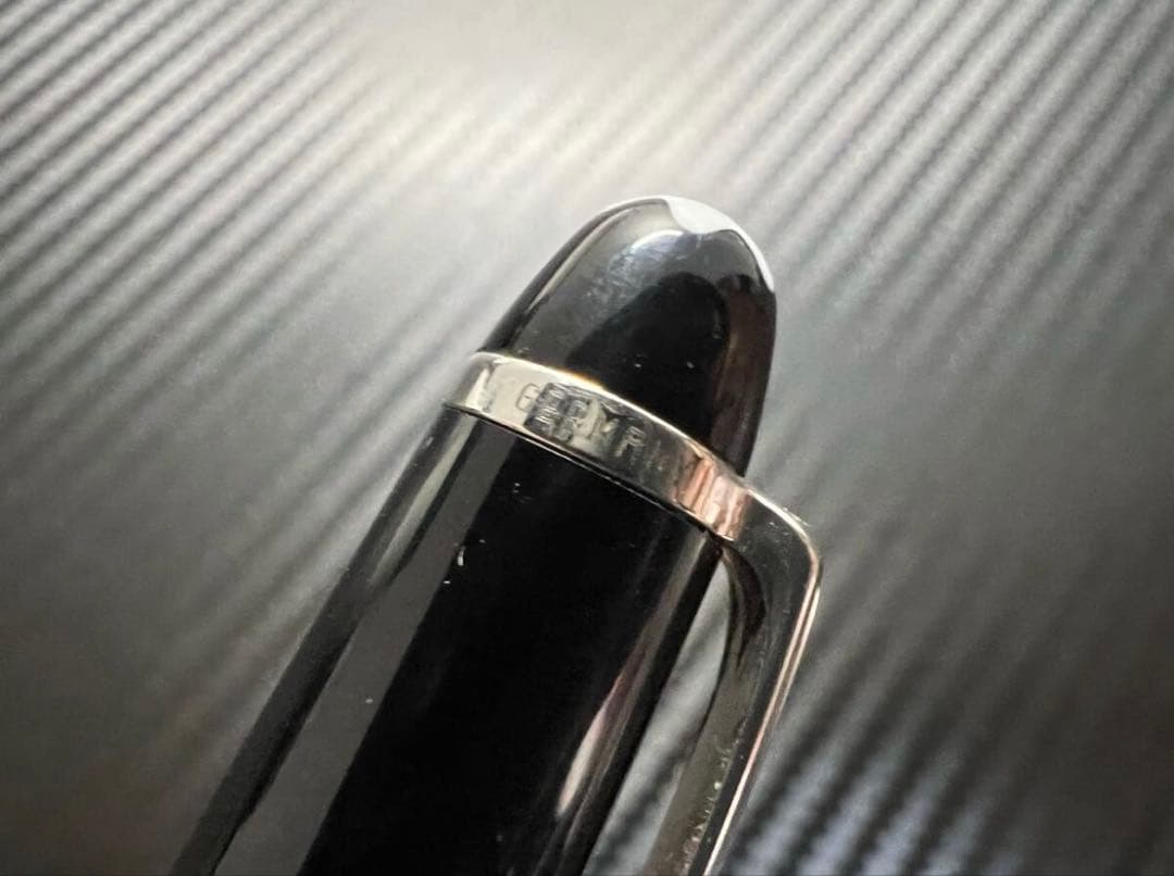 極美品 P164 モンブラン ボールペン プラチナライン