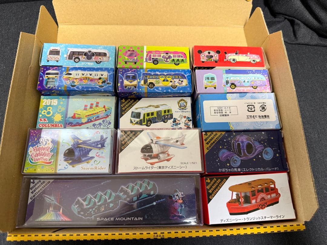 d*3様 ディズニーリゾート トミカ・ミニカー 14個セット