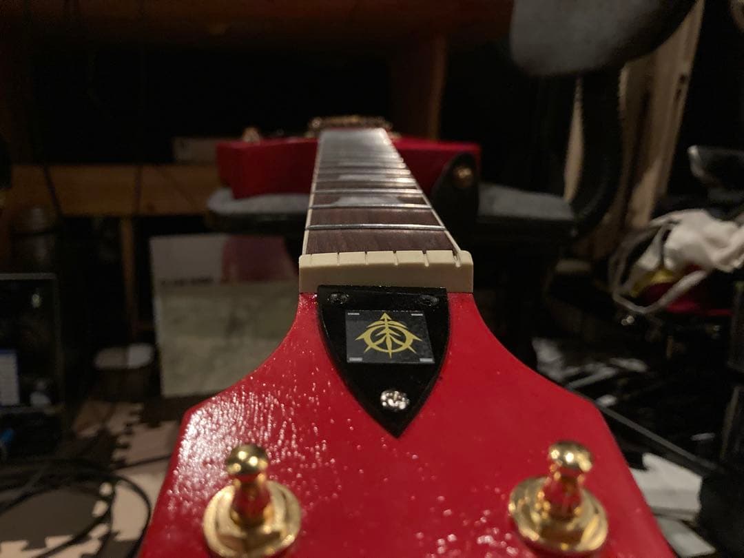 ハンドメイドギター　MSN-04 サザビー