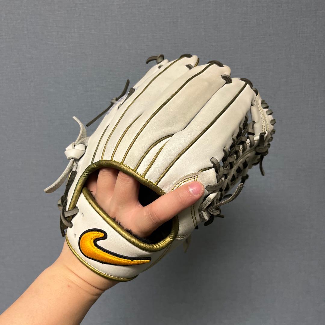 1136 ナイキ ダイヤモンドチッパー 型抜群 極美品 軟式 内野手用グローブ