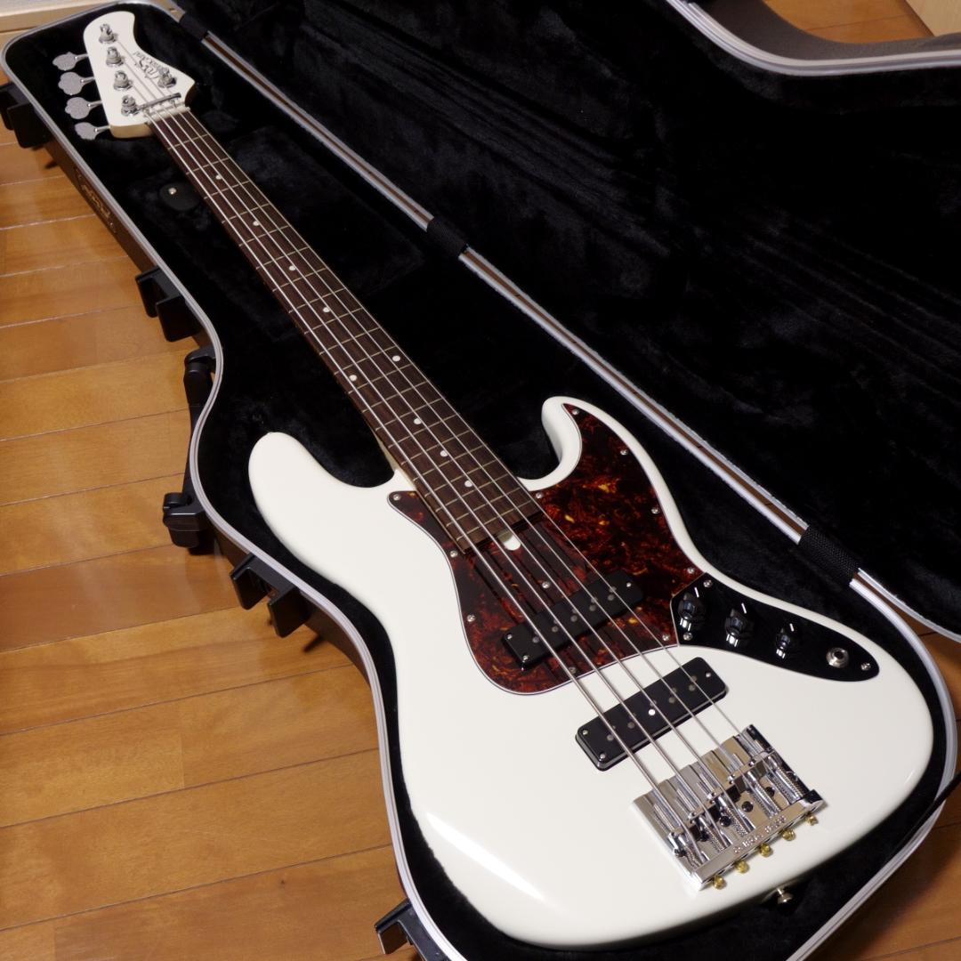 Crews Maniac Sound JB-Modern 5弦ベース 新品同様!