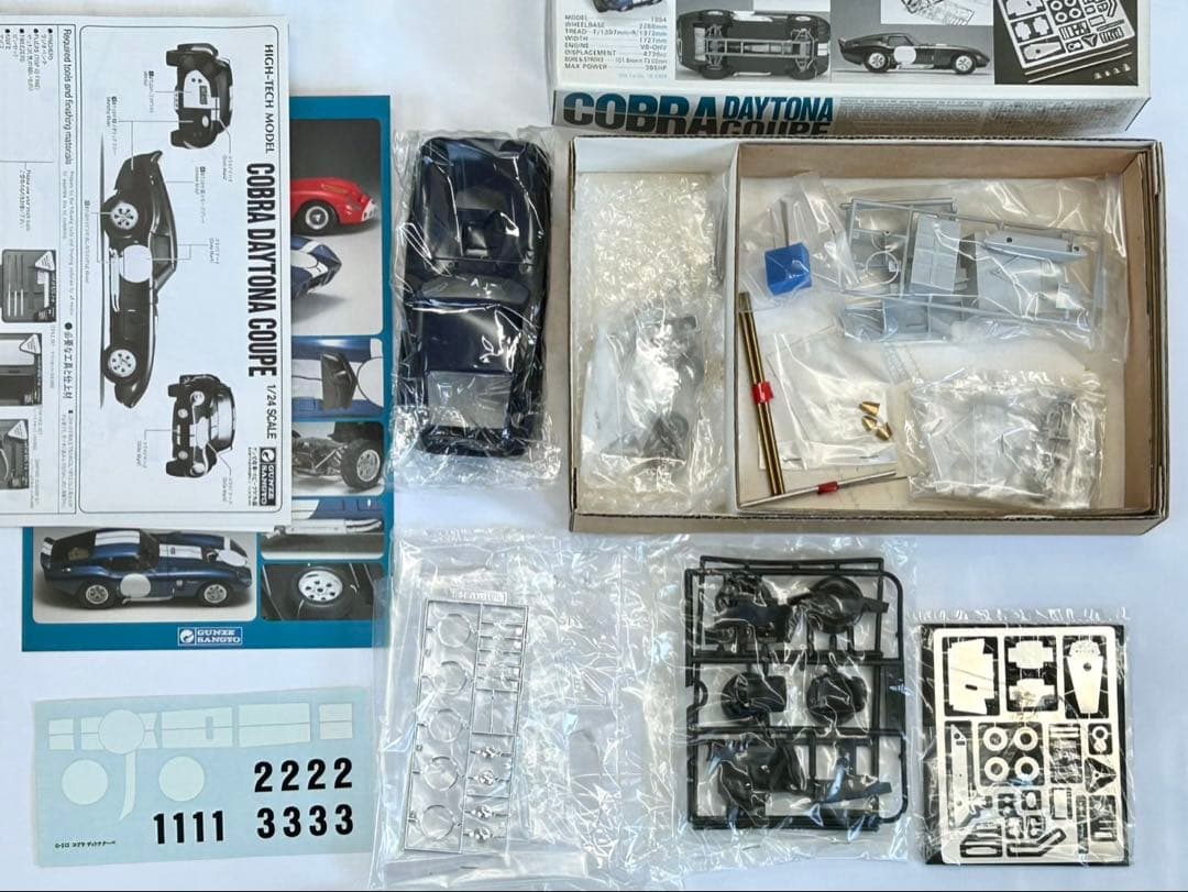 コブラデイトナクーペ　HIGH-TECH-MODEL 1/24 スケール