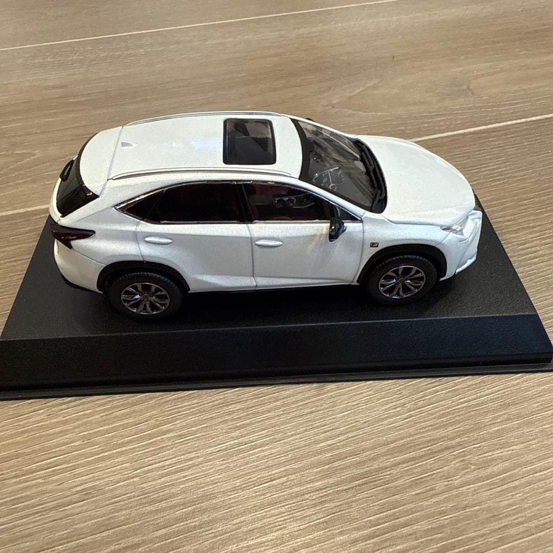 【⚠️54321GoGo⚠️】京商　1/43 ミニカー　レクサス NX200t
