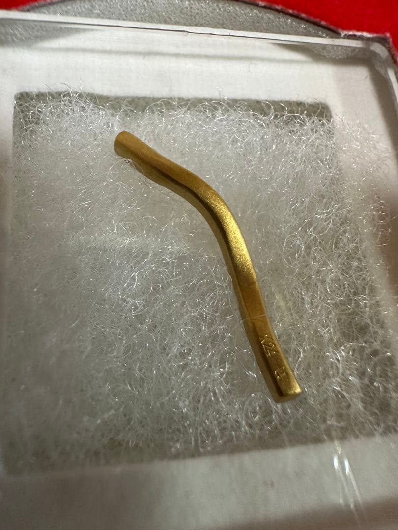 純金製 「ベビースターラーメン」1/1サイズ