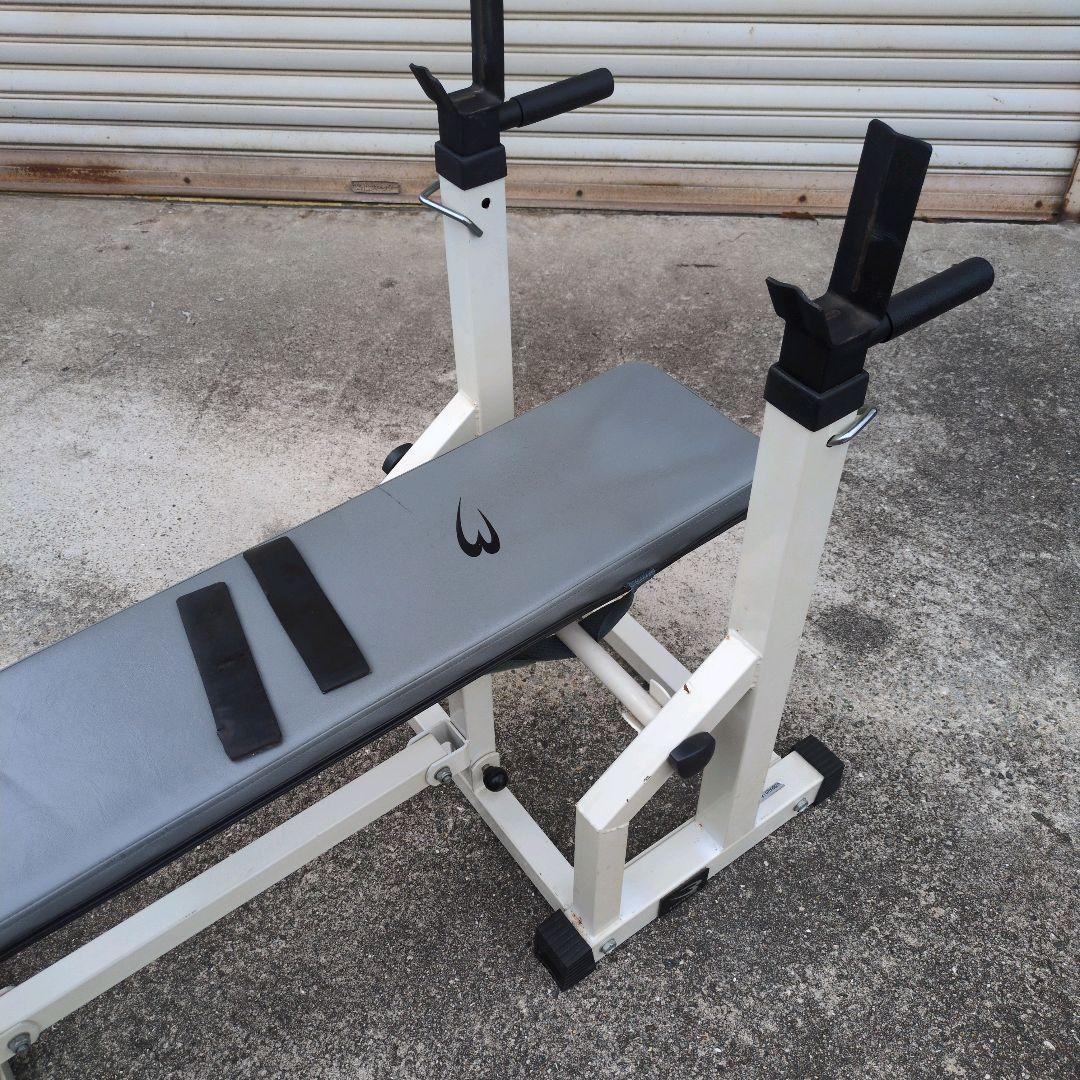 ボディメーカー　ハイパープレスベンチ　筋トレ