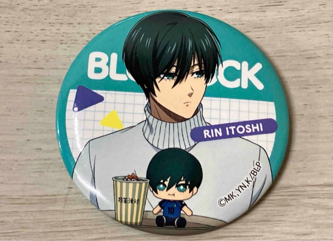 ブルーロック　食べ歩き　缶バッジ　凛