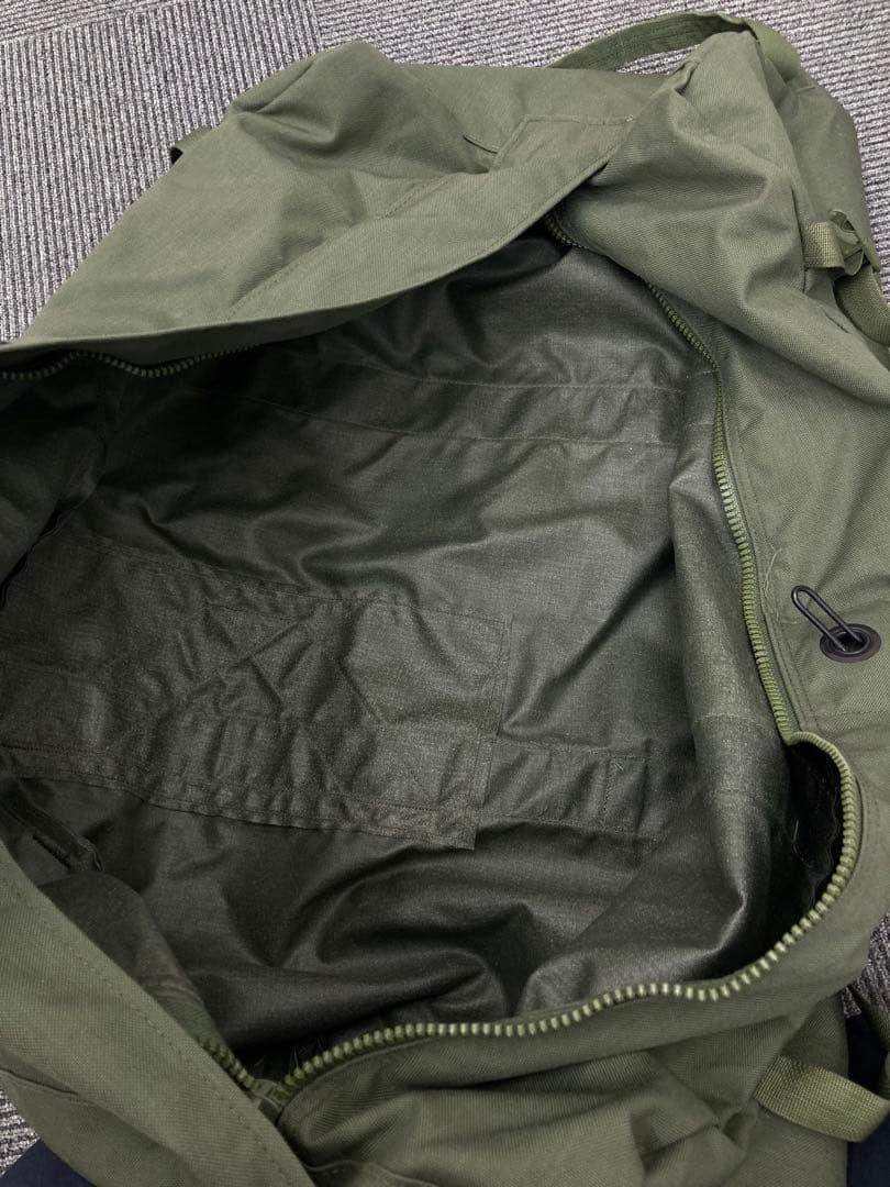 米軍実物 新型トランスポート ダッフルバッグ DUFFEL 軍事バッグ 放出品★