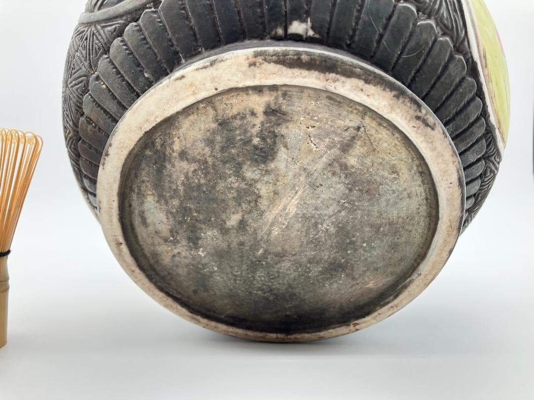 【中国美術】『黒陶四耳唐子図壺』　高さ：２３ｃｍ　花瓶　花生　置物　黒釉