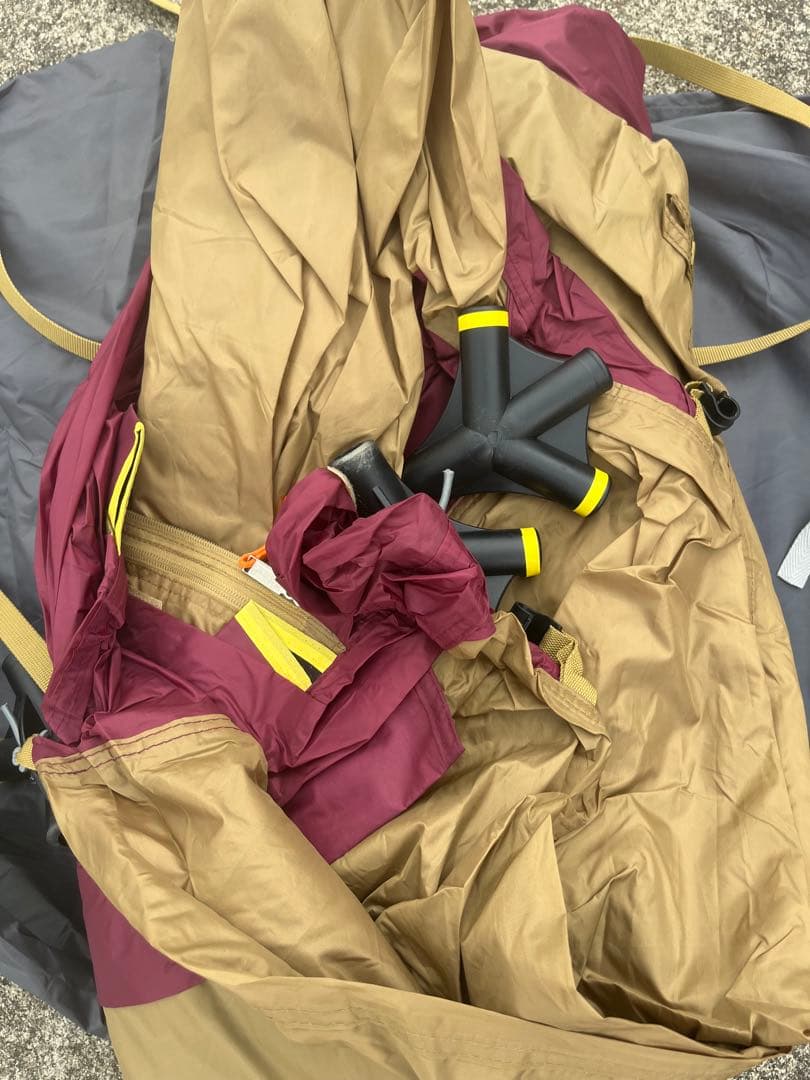 【美品】限定カラー コールマン ラウンドスクリーン2ルームハウス バーガンディ