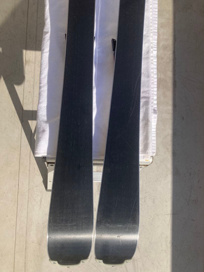 ショートスキー(ファン ミドル ミッド) 解放ビィンディング　HEAD 130