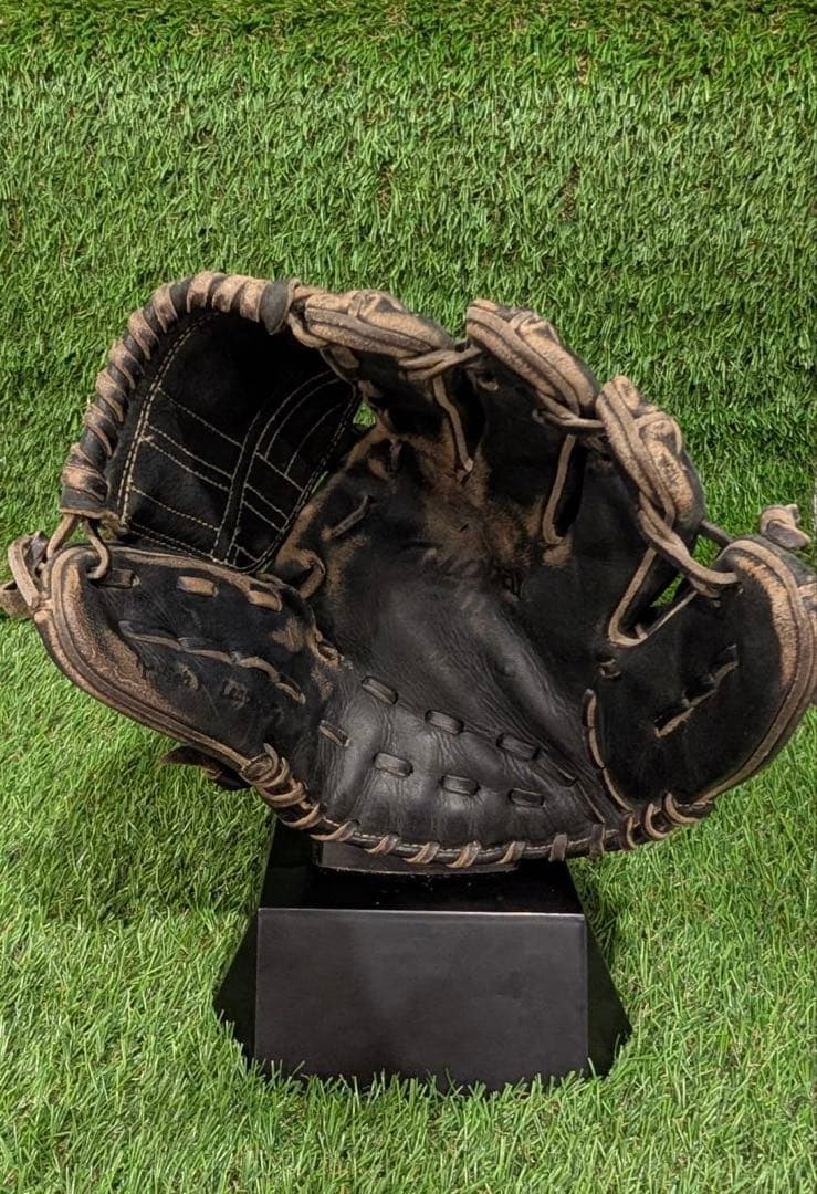 野球グラブ　グローブ　中学硬式用　投手用　ミズノ　グローバルエリートRG