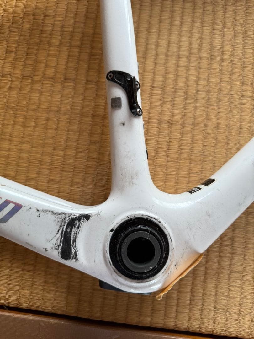 スペシャライズド　2019ターマック　メン　コンプ　フレーム49