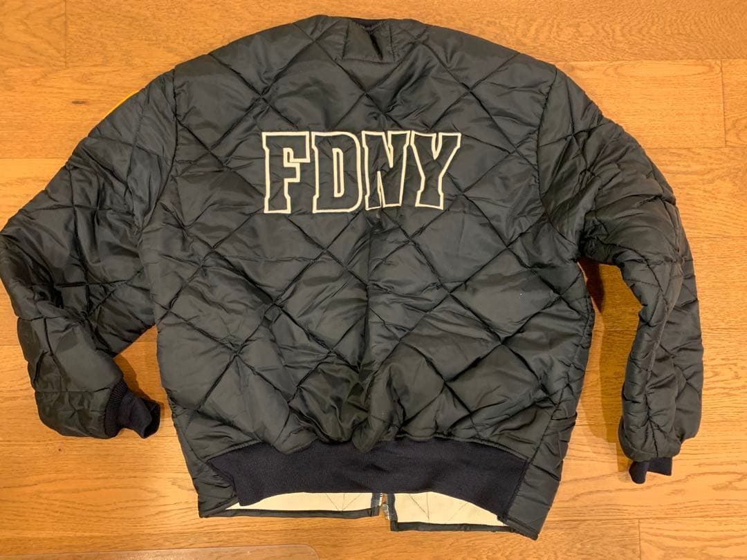 FDNY ファイアデパートメント　オブ　ニューヨーク　MA-1タイプ　新品