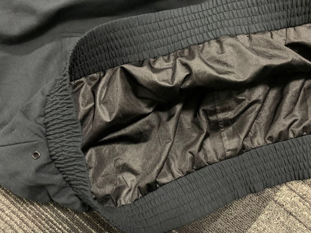 極美品　ZERO RESTRICTION GORE-TEX 半袖ナイロンブルゾン