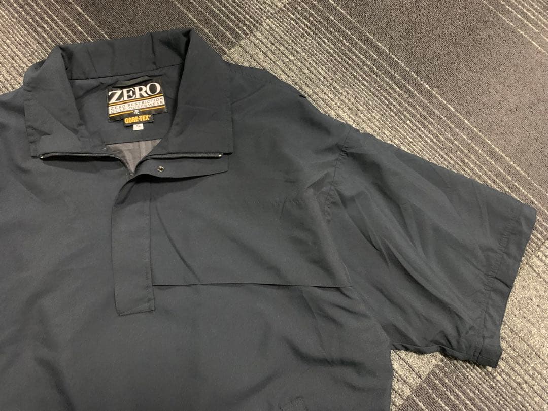 極美品　ZERO RESTRICTION GORE-TEX 半袖ナイロンブルゾン