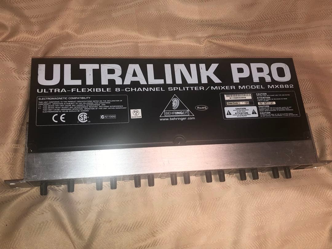BEHRINGER MX882 スプリッター / ミキサー
