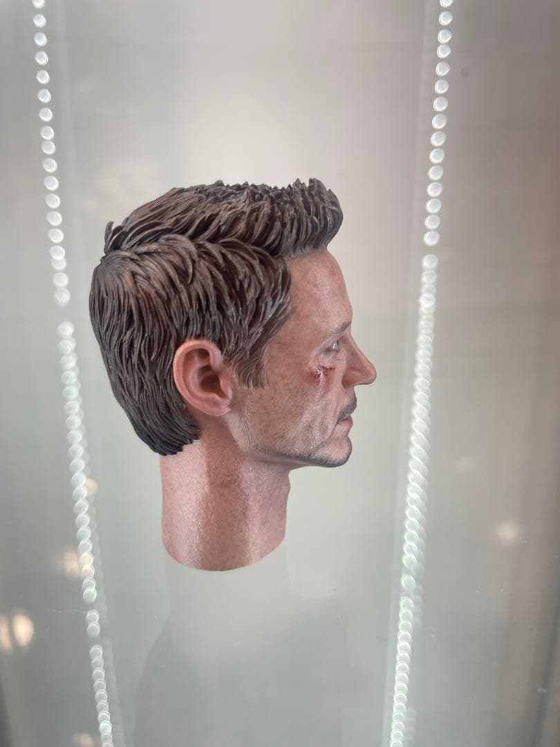 ホットトイズ アイアンマン・マーク42（2.0版）トニースターク　ベッド