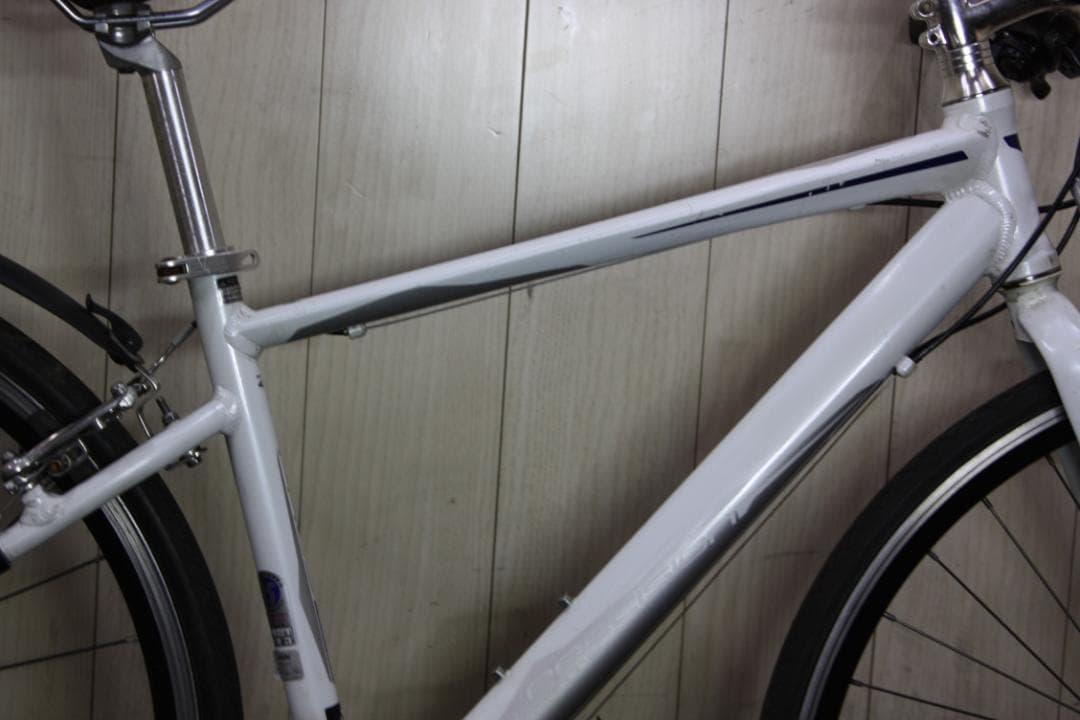 PRECISION SPORT アルミ 24速 430mm 白クロスバイク