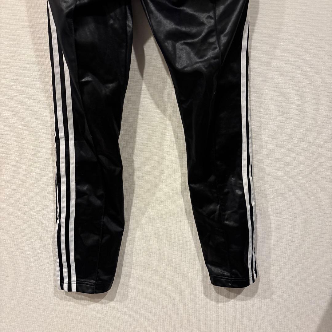 adidas ブラック トラックパンツ　ジャージパンツ Mサイズ