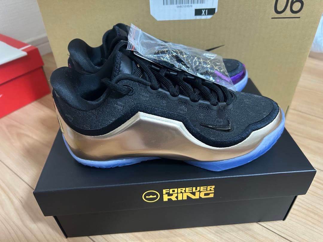 レブロン 23 Chosen チョーゼンワン　限定カラー