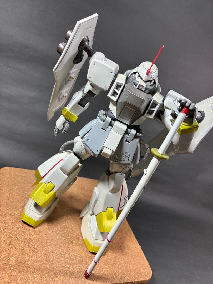 【完成品】バンダイ1/100 HG ブレイズザクファントム改 塗装済み完成品