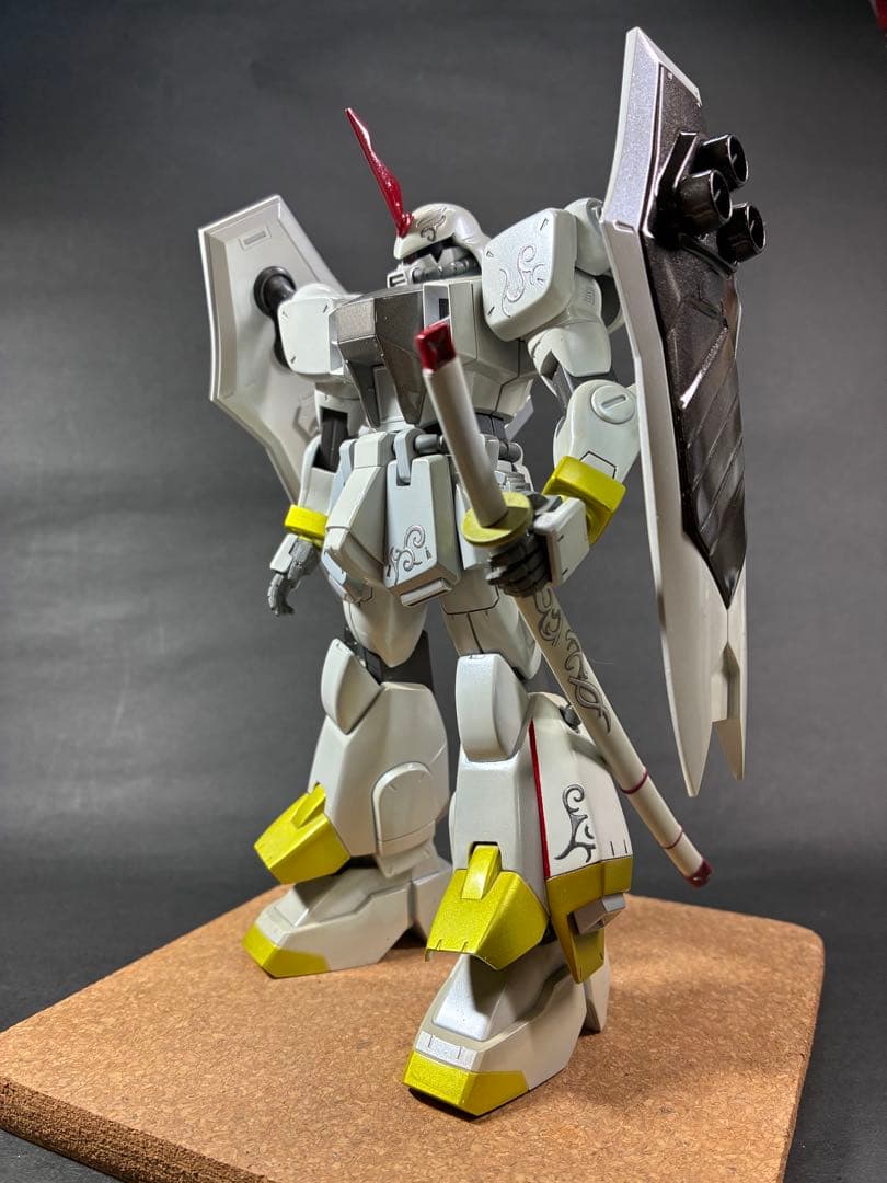 【完成品】バンダイ1/100 HG ブレイズザクファントム改 塗装済み完成品