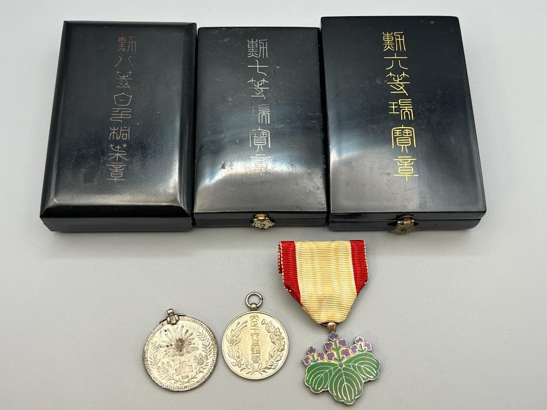 【海】銀製　記念章　勲章　記章　バッチ　メダル　4点　２点おまけ　重量73.7g