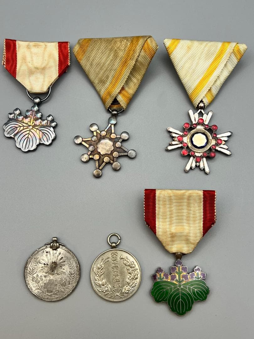 【海】銀製　記念章　勲章　記章　バッチ　メダル　4点　２点おまけ　重量73.7g