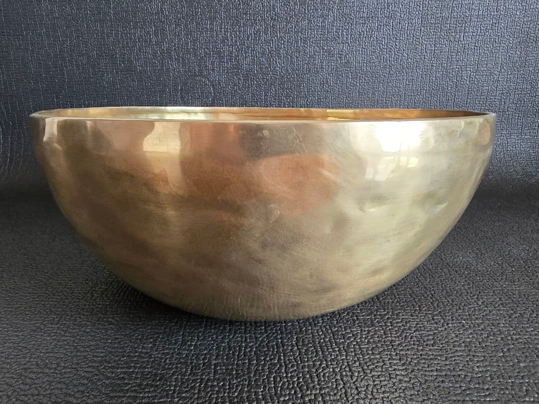 アマナマナ amanamana チベット・シンギングボウル 渋金・大サイズ