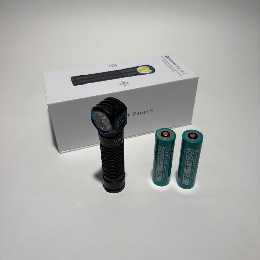 Olight Perun 3 ヘッドライト ブラック +予備電池1本