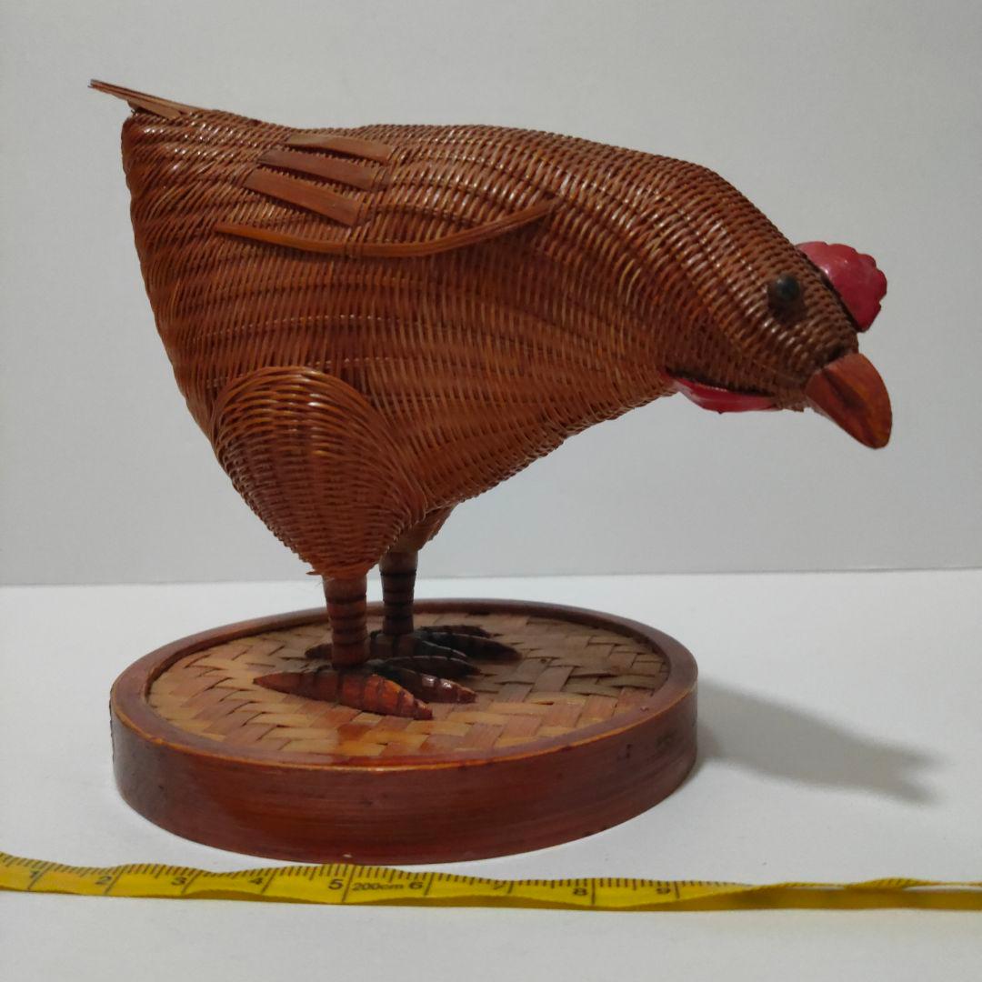 竹細工の雌鶏オブジェ★上海伝統工芸★約16センチ